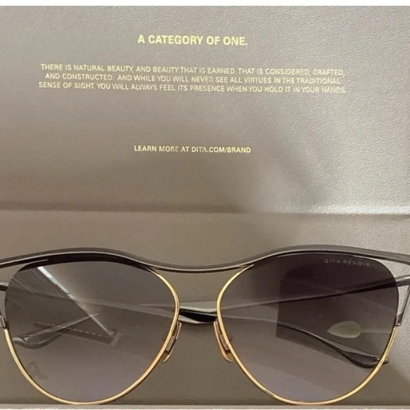 Dita Sexy Cat-Eye Sunglasses with case! Great Gift! ♥️ - Picture 7 of 7